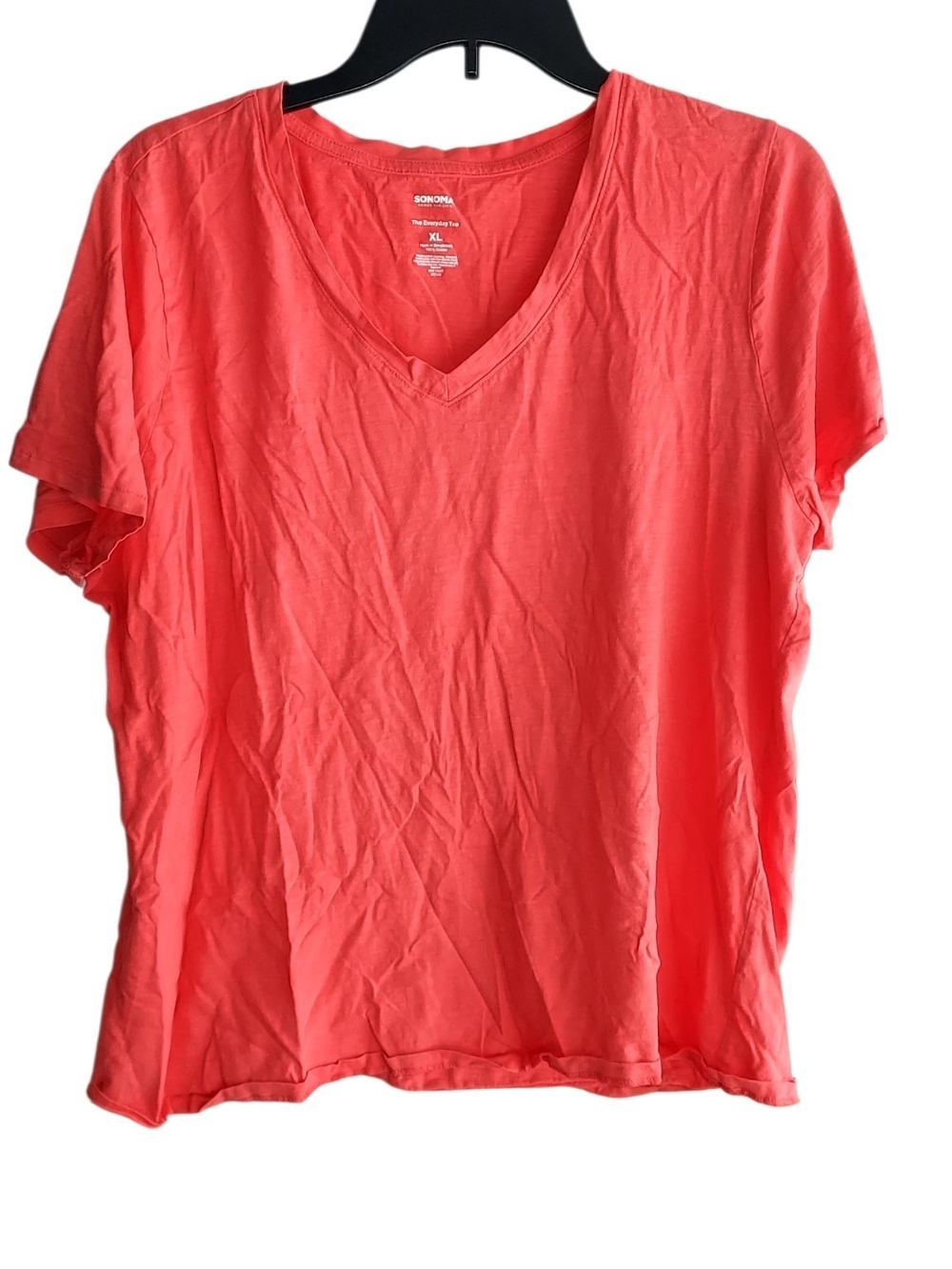 Sonoma V-Neck Tee in Coral